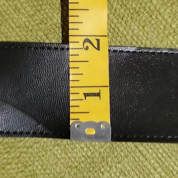 Avignon belts main image 10